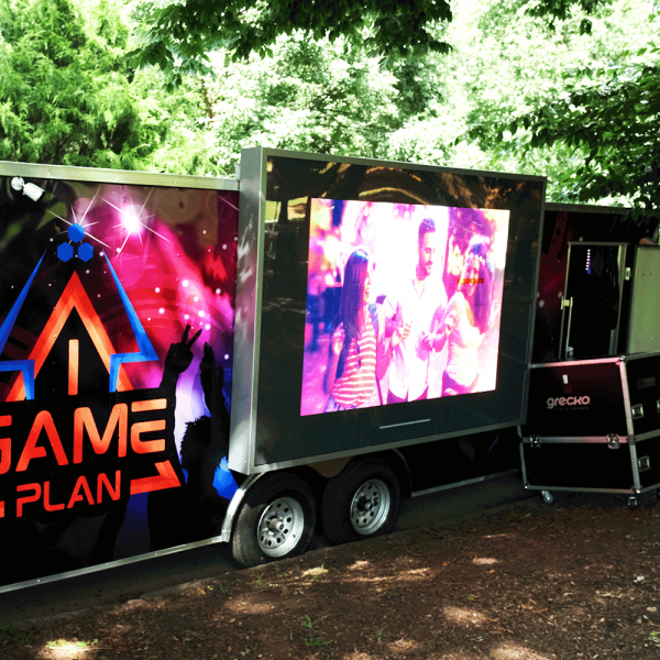 I-Game-Plan-Advertisement-Promotion-Exterior-High-Definition-TV-Screen