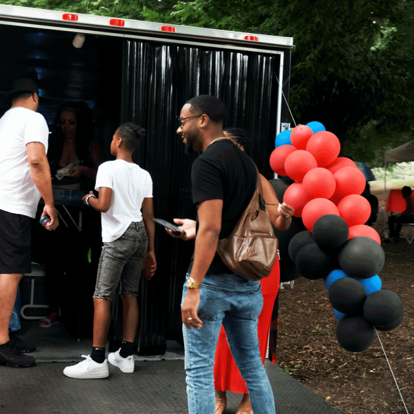 I-Game-Plan-Theme-Events-Mobile-Venue-People-Children-Gathering